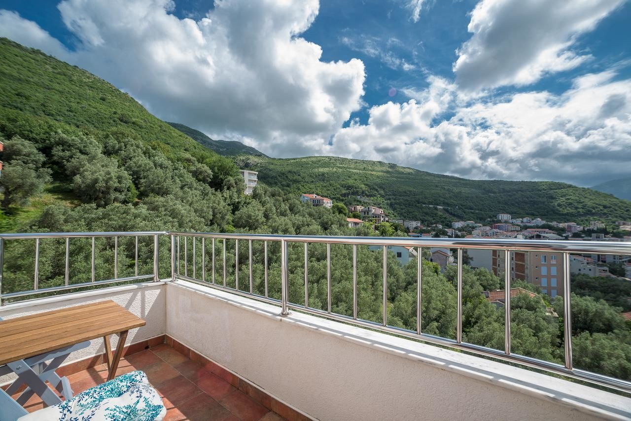 Апартаменты Medin Apartments BluVista Петровац