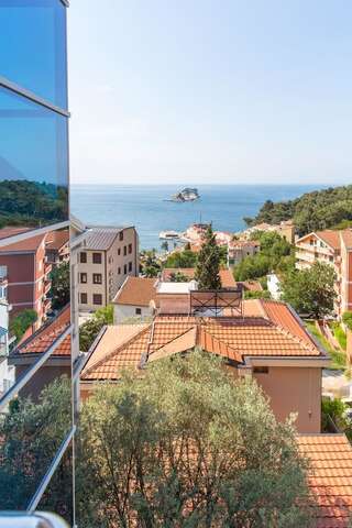 Апартаменты Medin Apartments BluVista Петровац Улучшенный номер-студио с балконом и видом на море-5