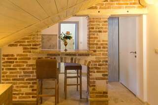 Апартаменты Medin Apartments BluVista Петровац Улучшенный номер-студио с балконом и видом на море-12