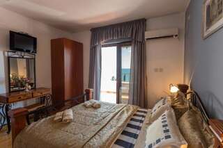 Апартаменты Medin Apartments BluVista Петровац Семейные апартаменты с 1 спальней и террасой, вид на море-9